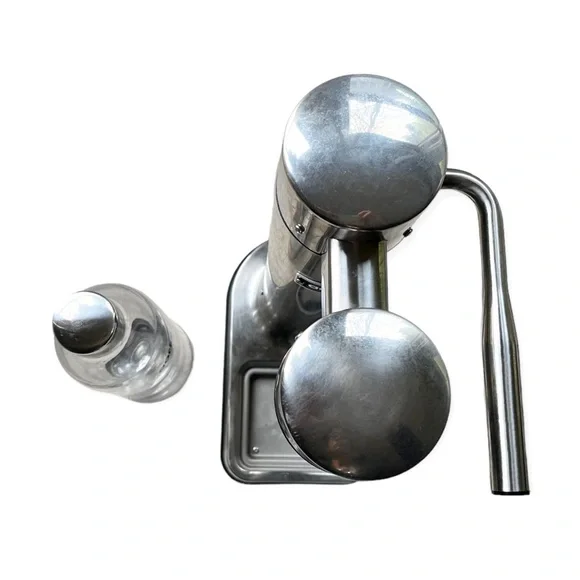 Williams Sonoma Aarke Premium Carbonator in Stainless Steel - Picture 9 of 12